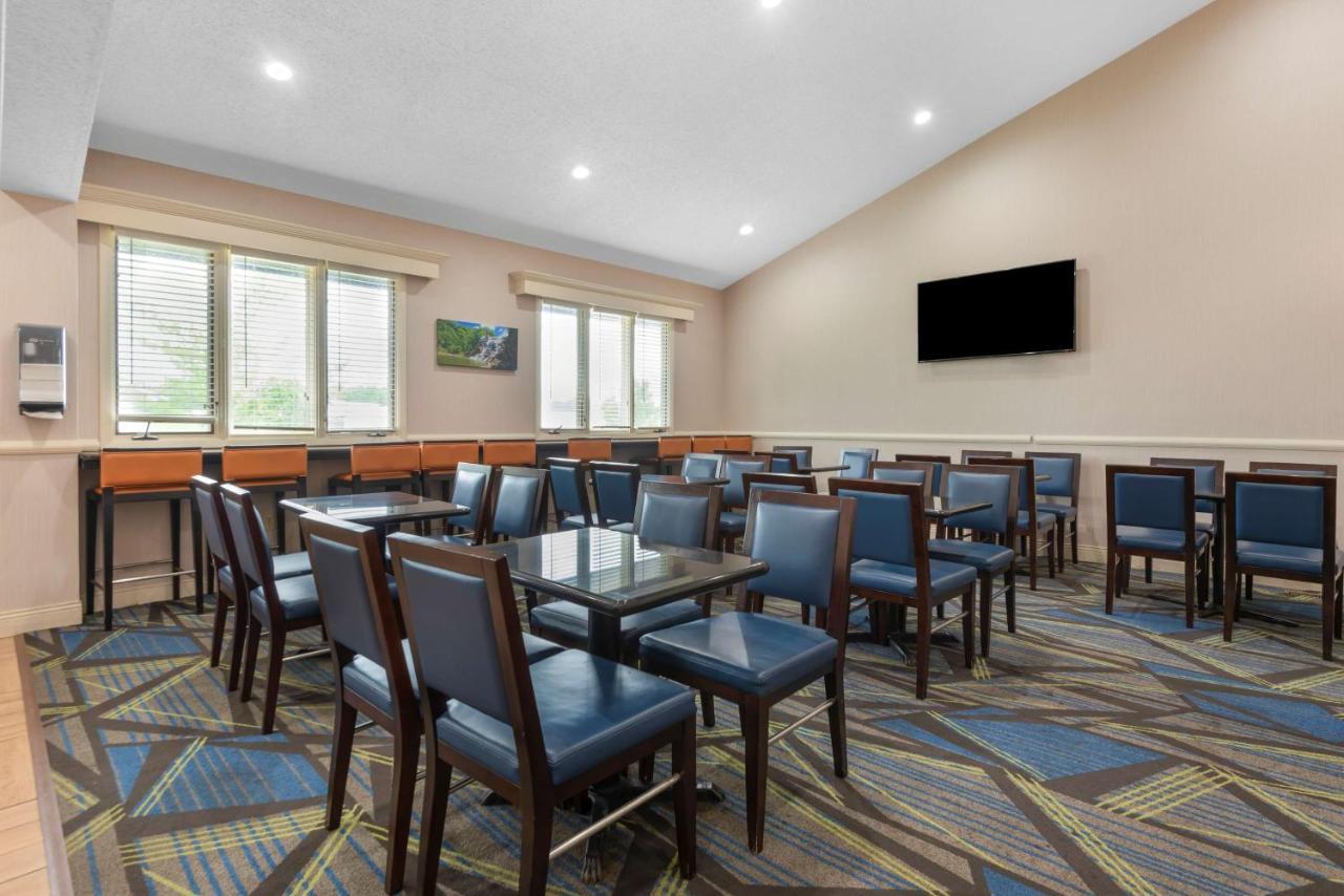 Best Western University Inn Ithaca Exterior photo