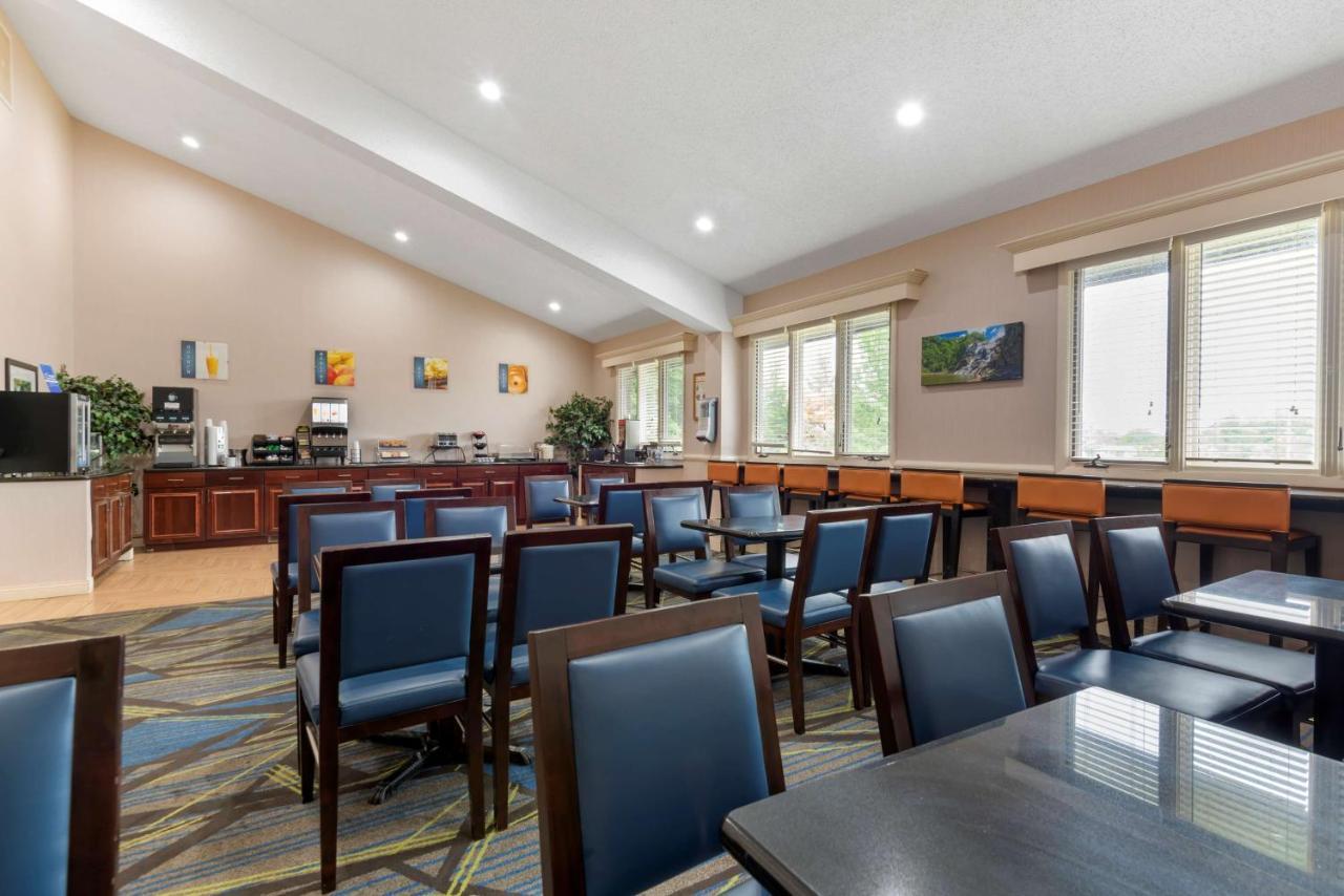Best Western University Inn Ithaca Exterior photo