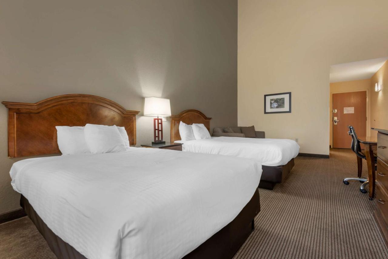 Best Western University Inn Ithaca Exterior photo