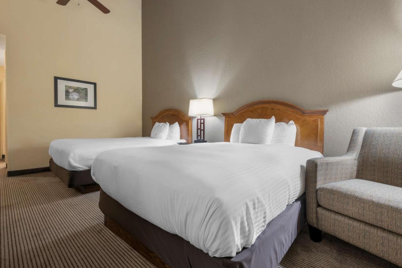Best Western University Inn Ithaca Exterior photo