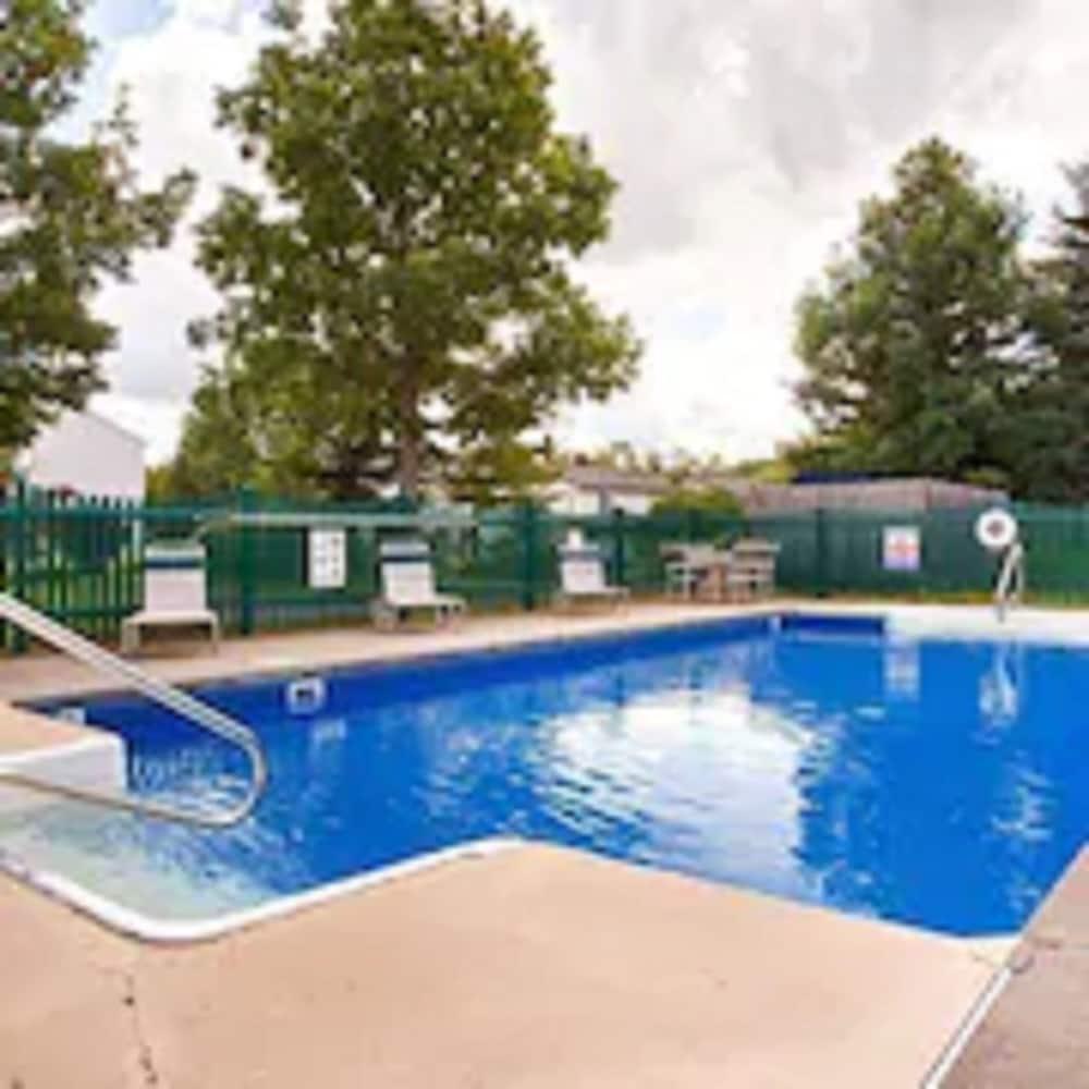Best Western University Inn Ithaca Exterior photo