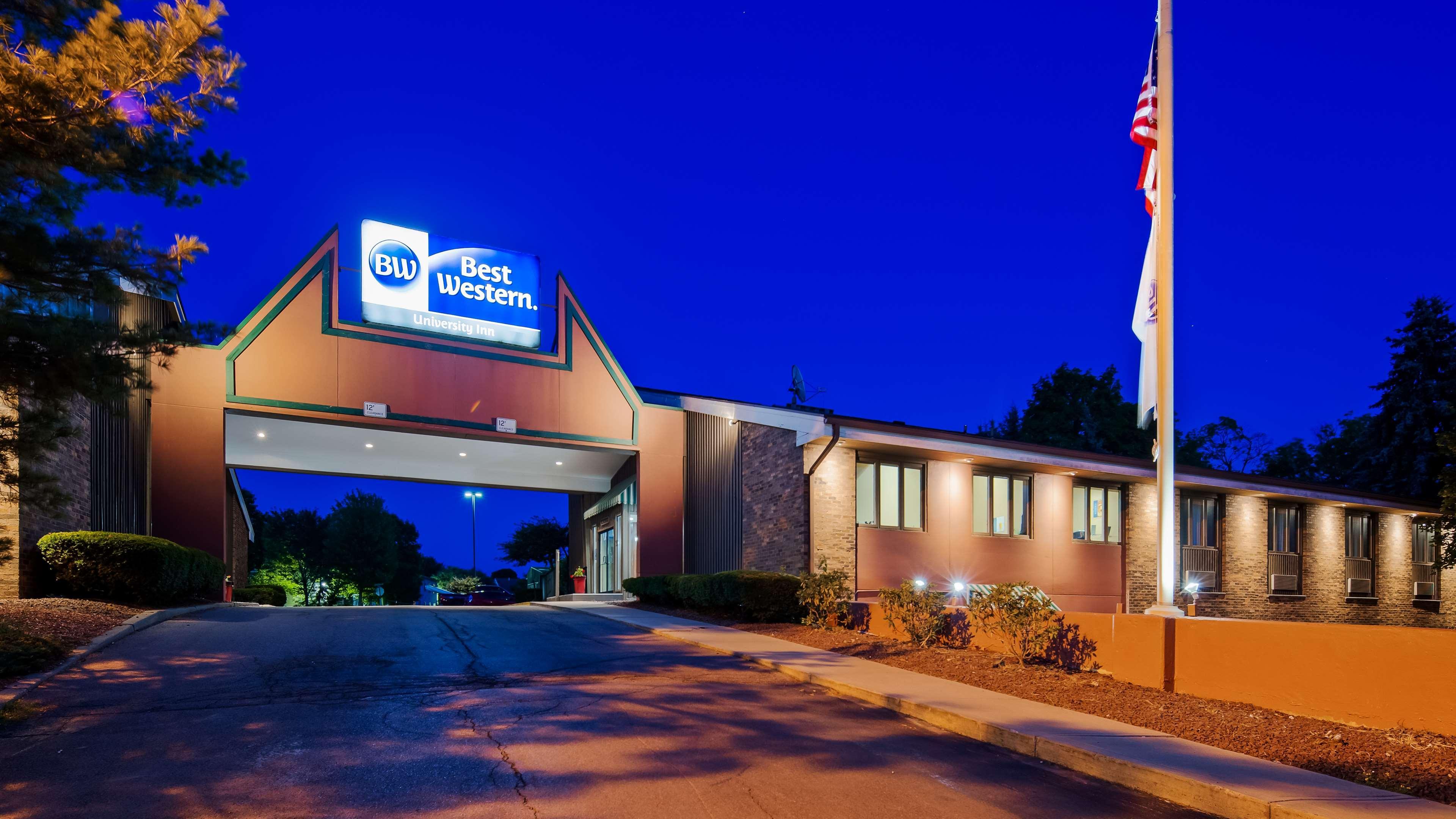Best Western University Inn Ithaca Exterior photo