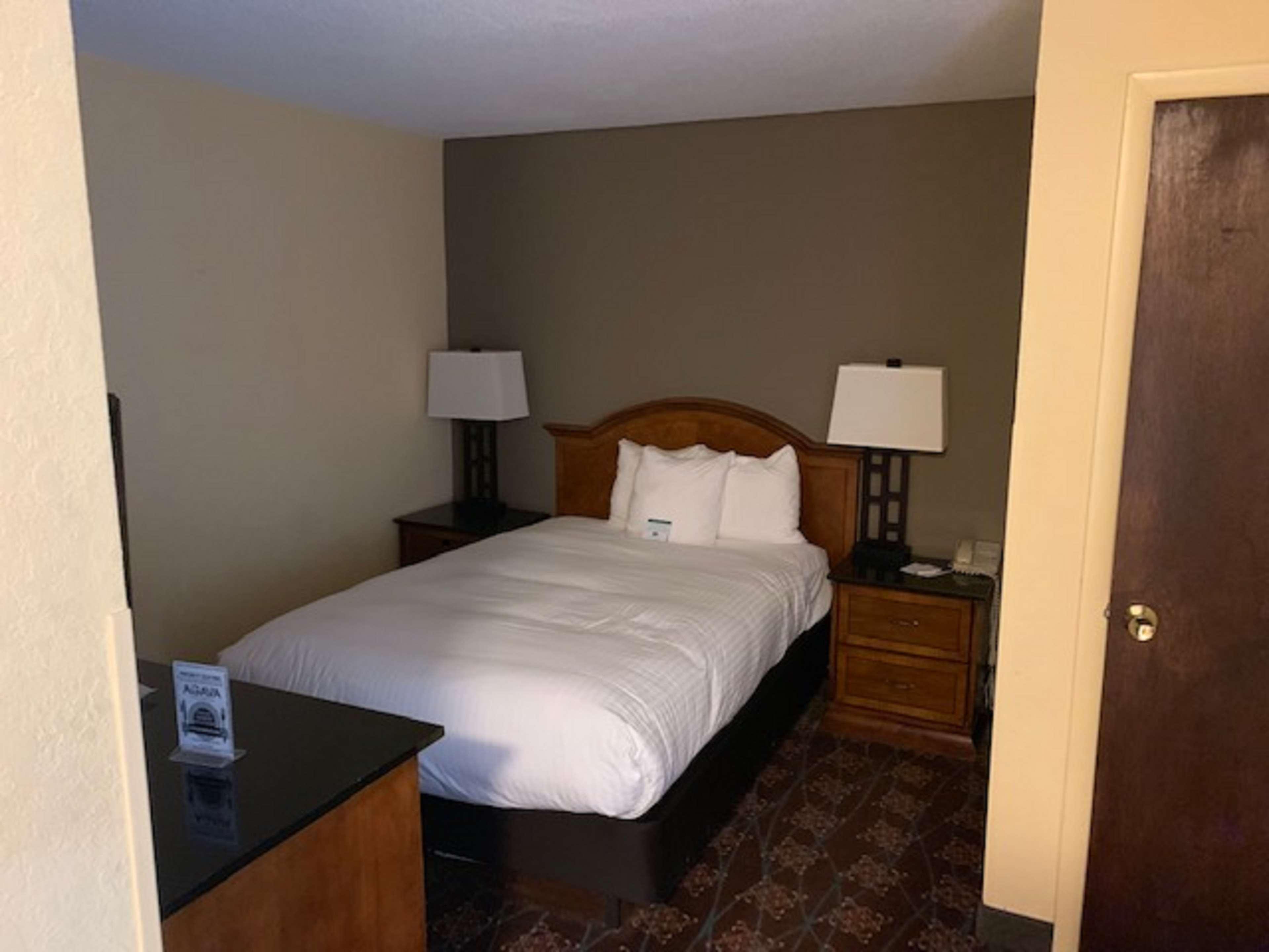 Best Western University Inn Ithaca Exterior photo